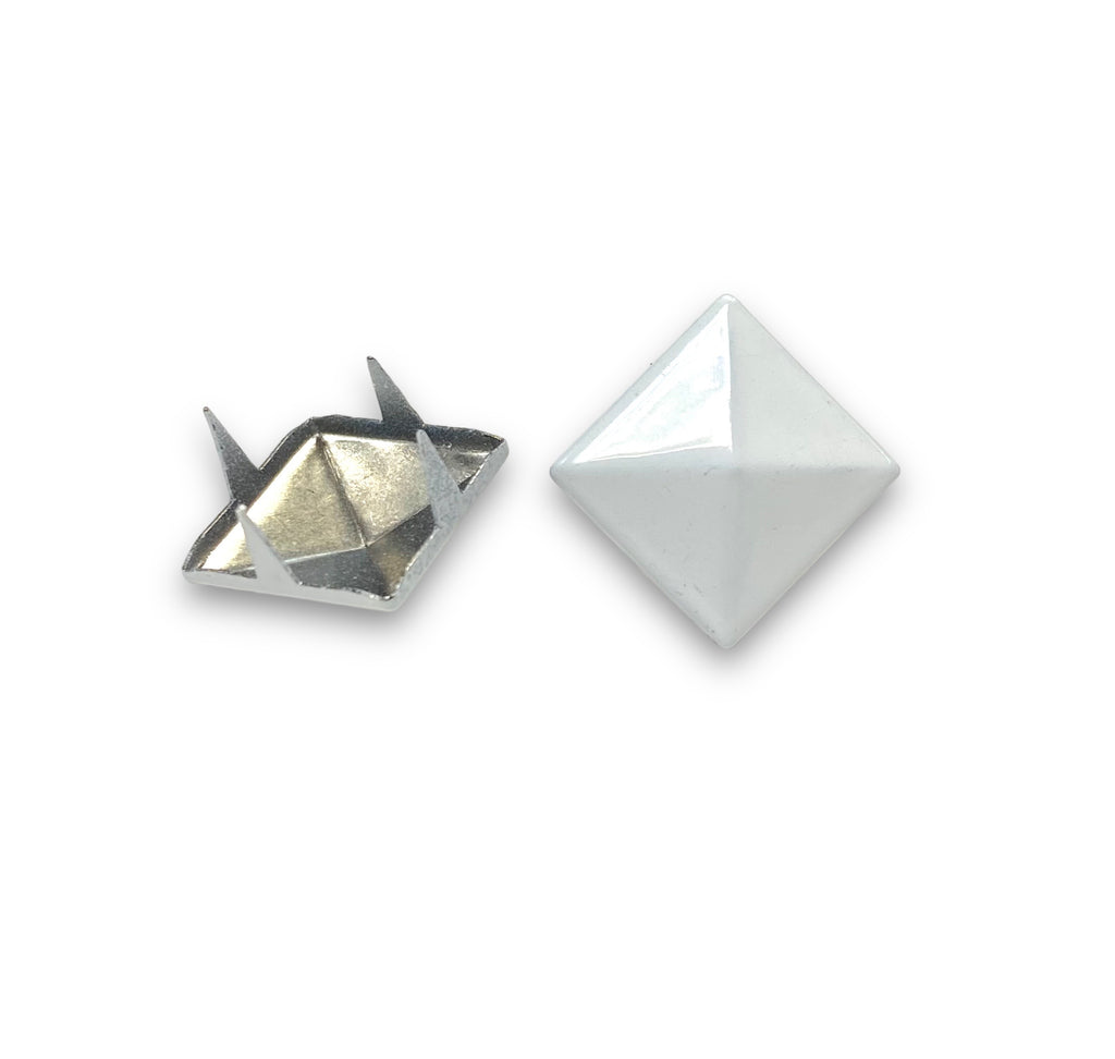1/2" White Pyramid Studs (50-pack)