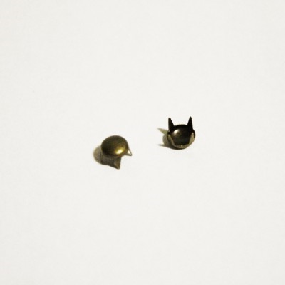 3/16" Antique Brass Dome Studs (100-pack)
