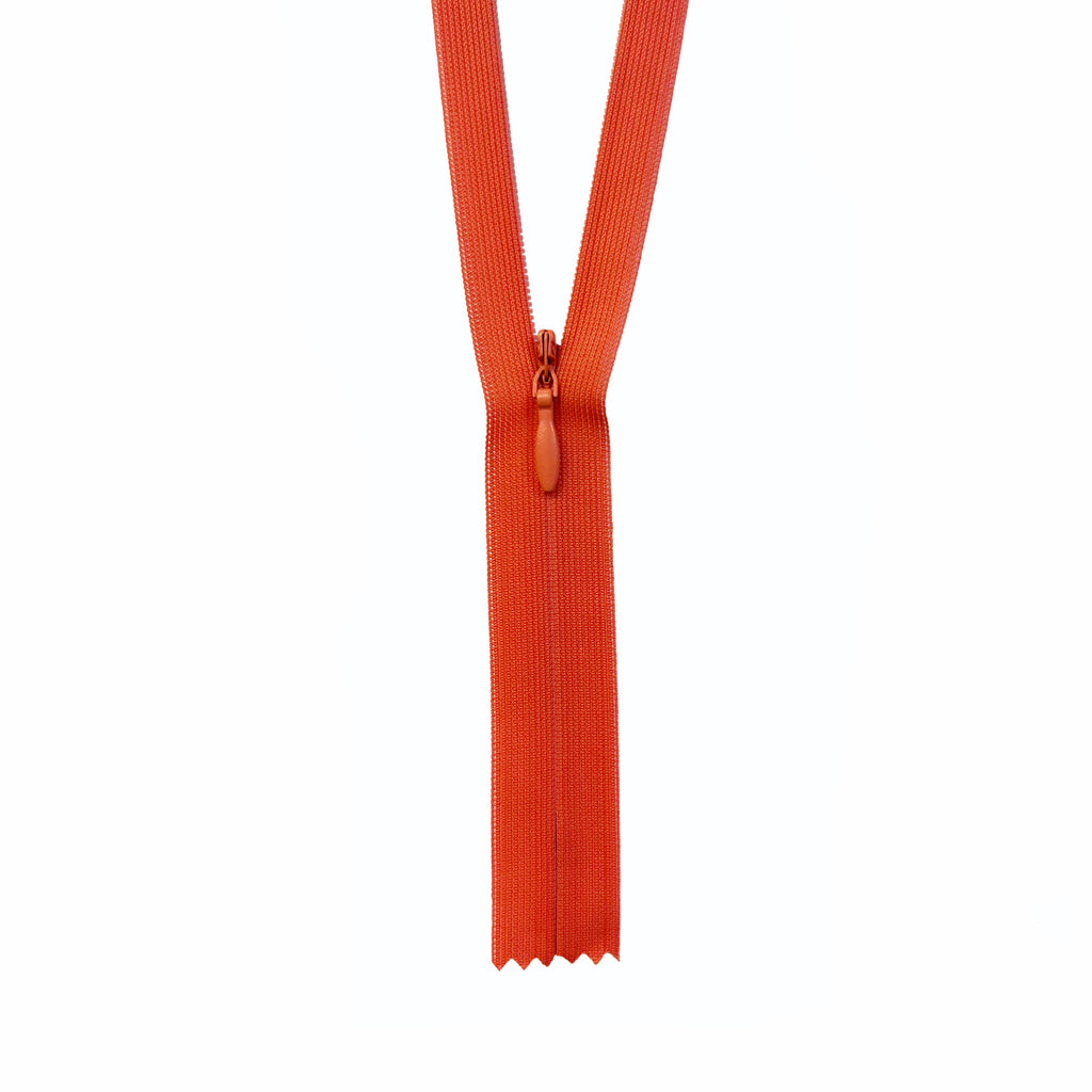 Invisible Zipper - Blood Orange 819